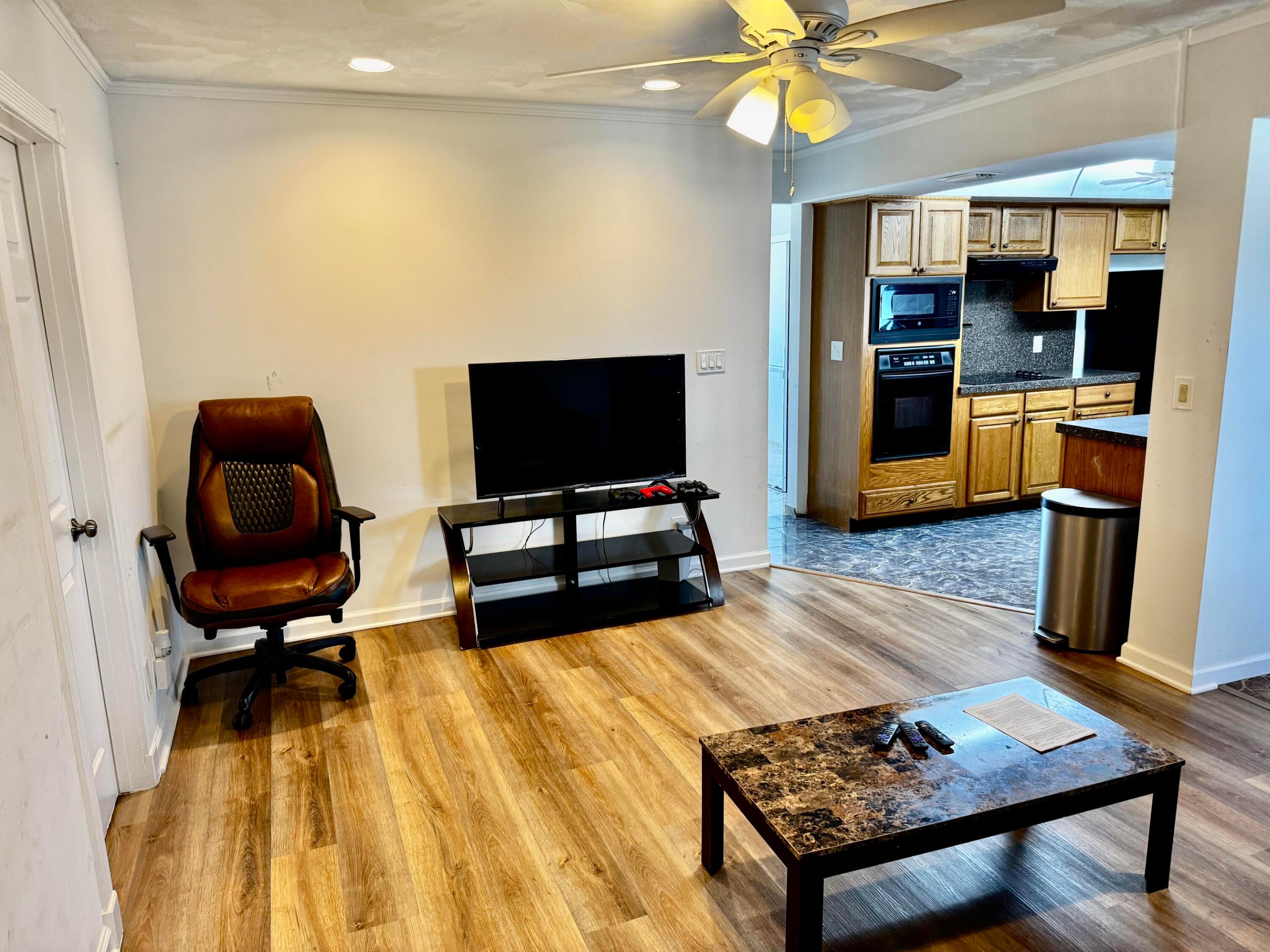 6600 NW 23rd, Margate FL 33063