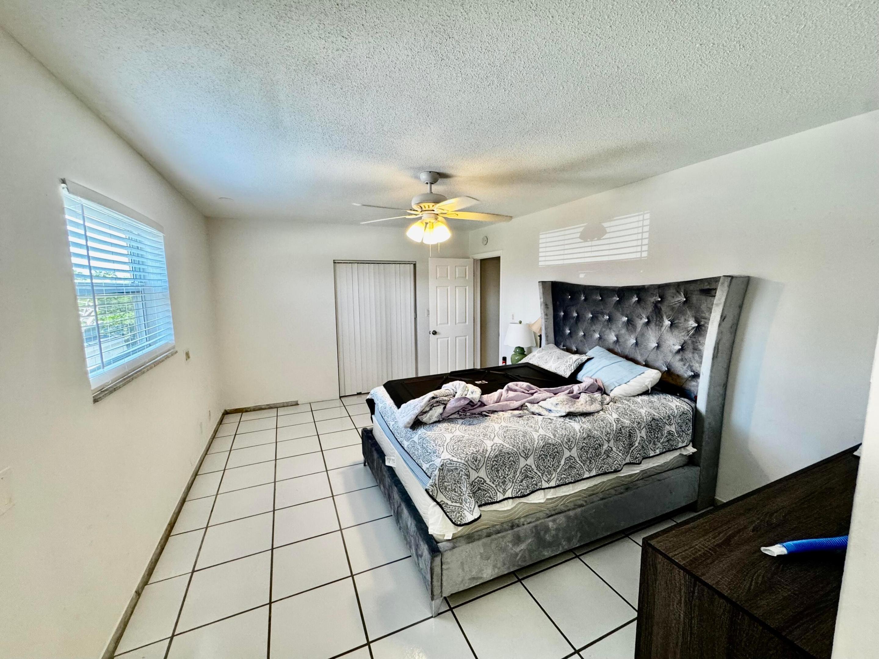 6600 NW 23rd, Margate FL 33063