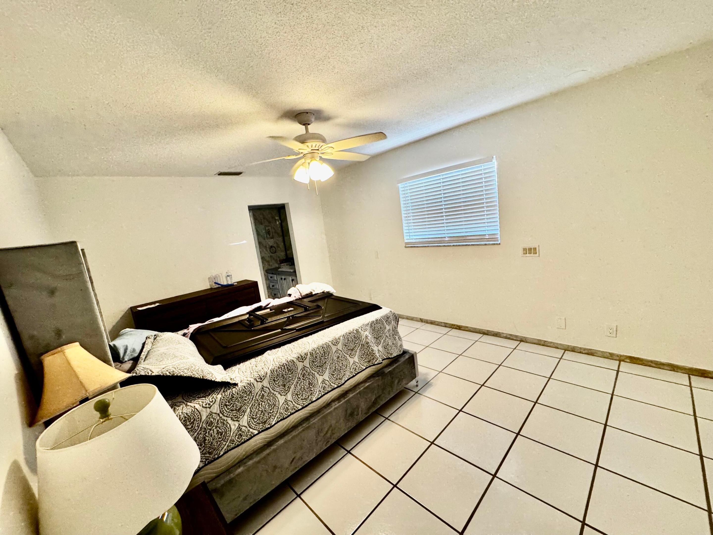 6600 NW 23rd, Margate FL 33063