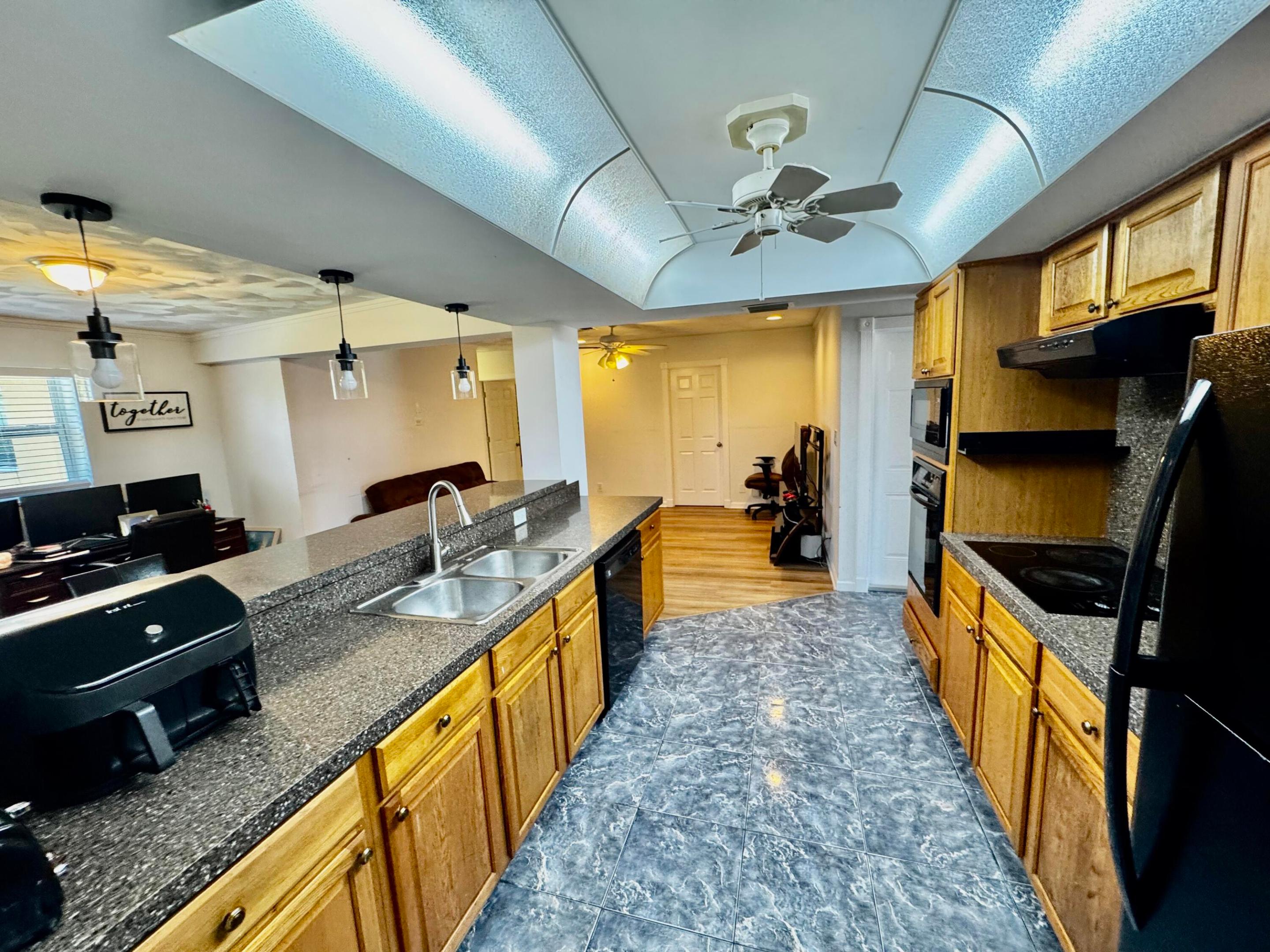 6600 NW 23rd, Margate FL 33063