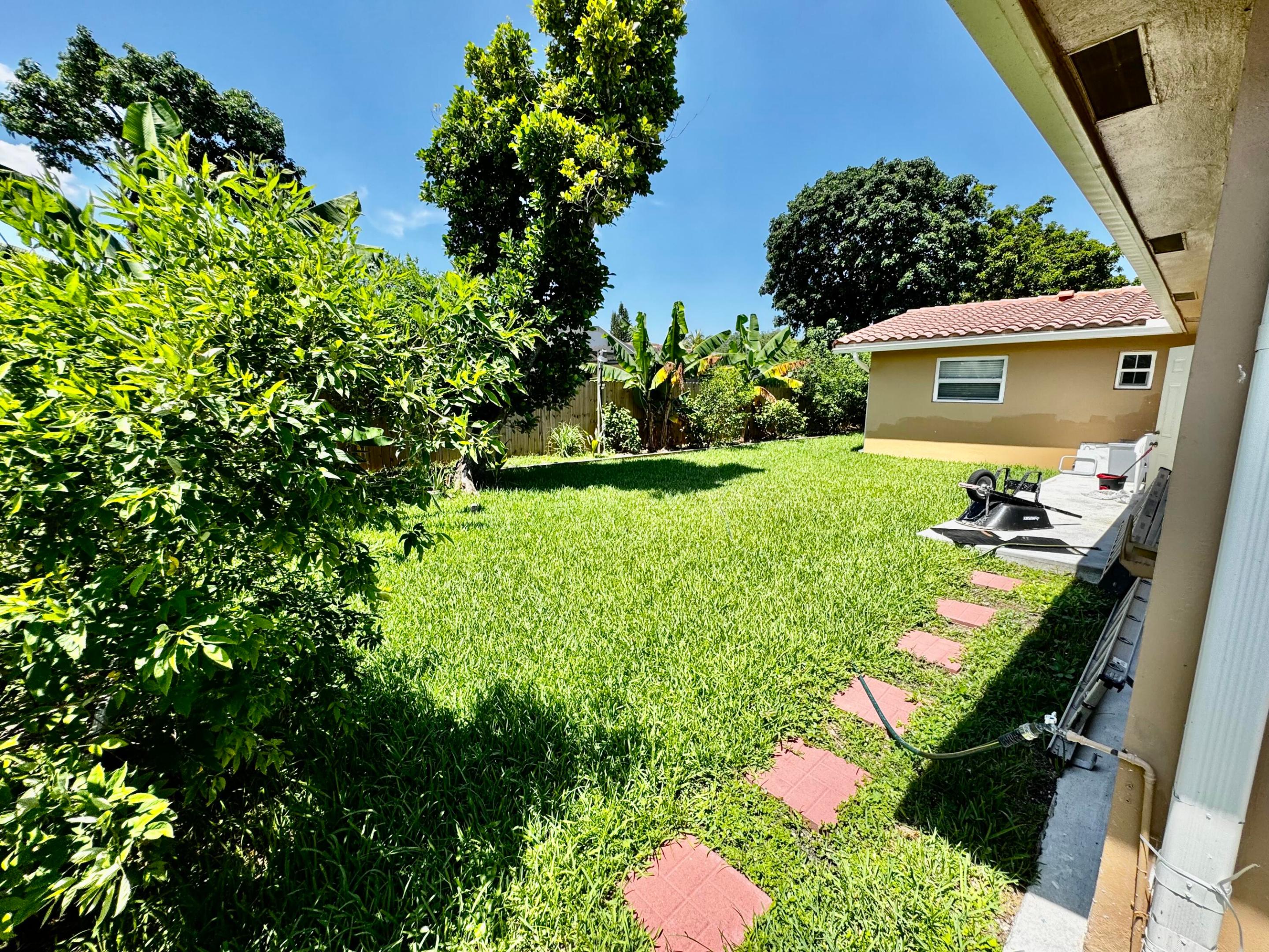 6600 NW 23rd, Margate FL 33063