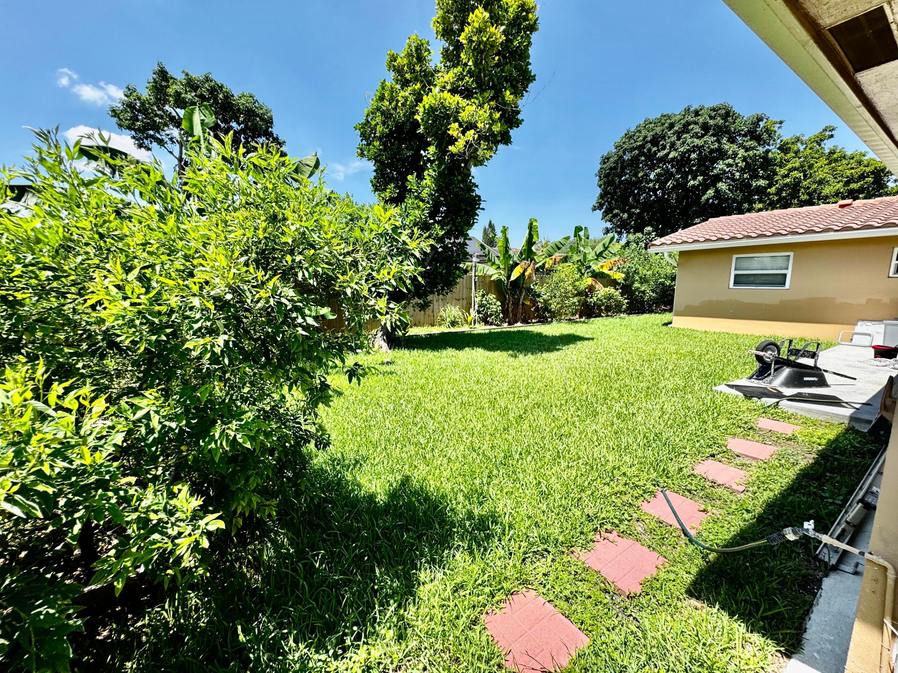 6600 NW 23rd, Margate FL 33063
