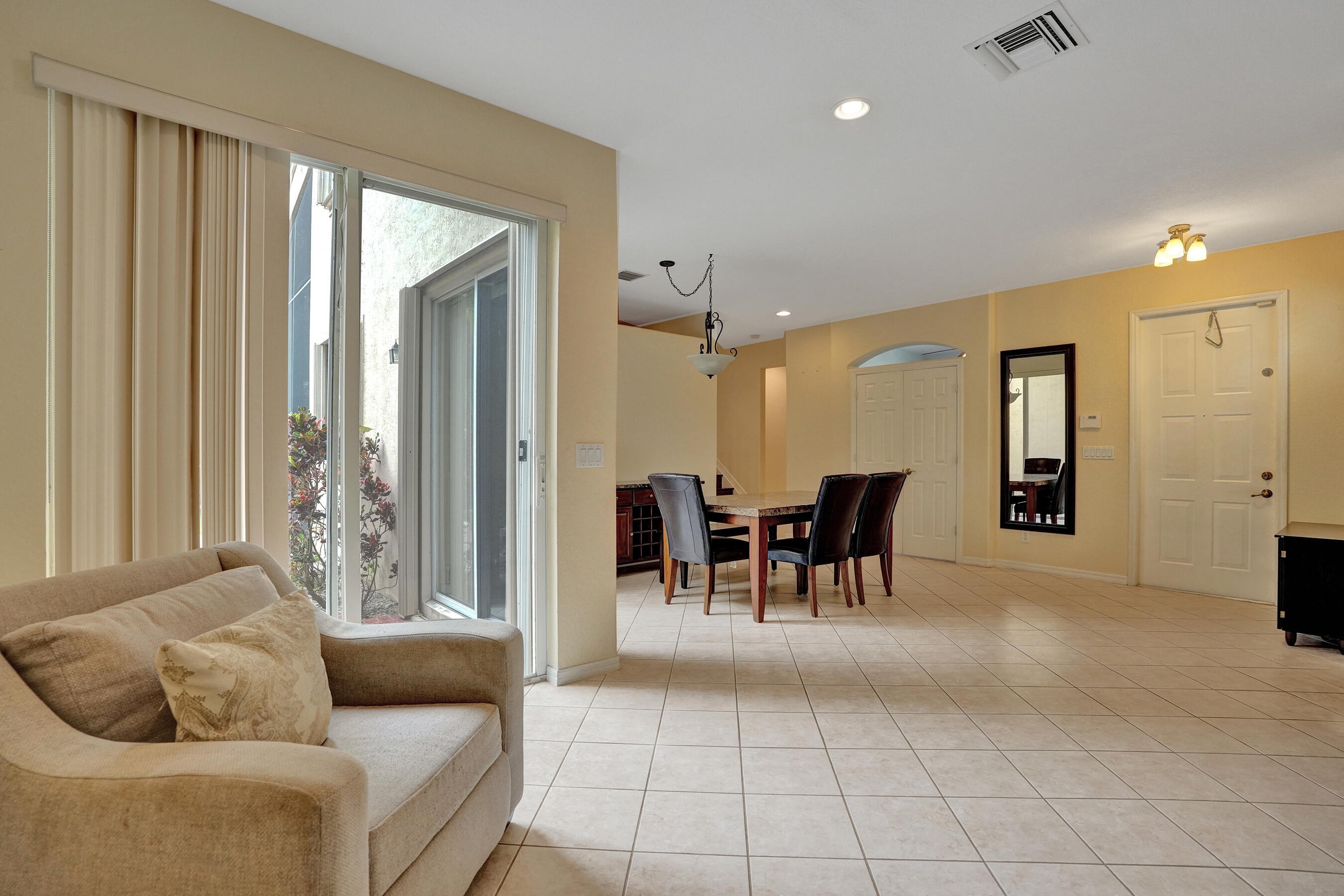 5897 NW 120th, Coral Springs FL 33076