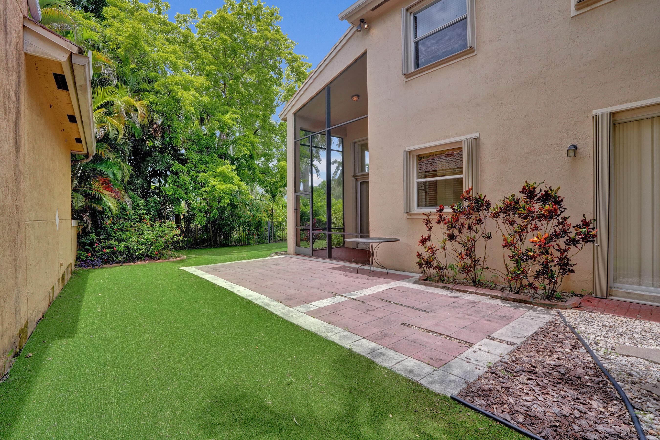 5897 NW 120th, Coral Springs FL 33076