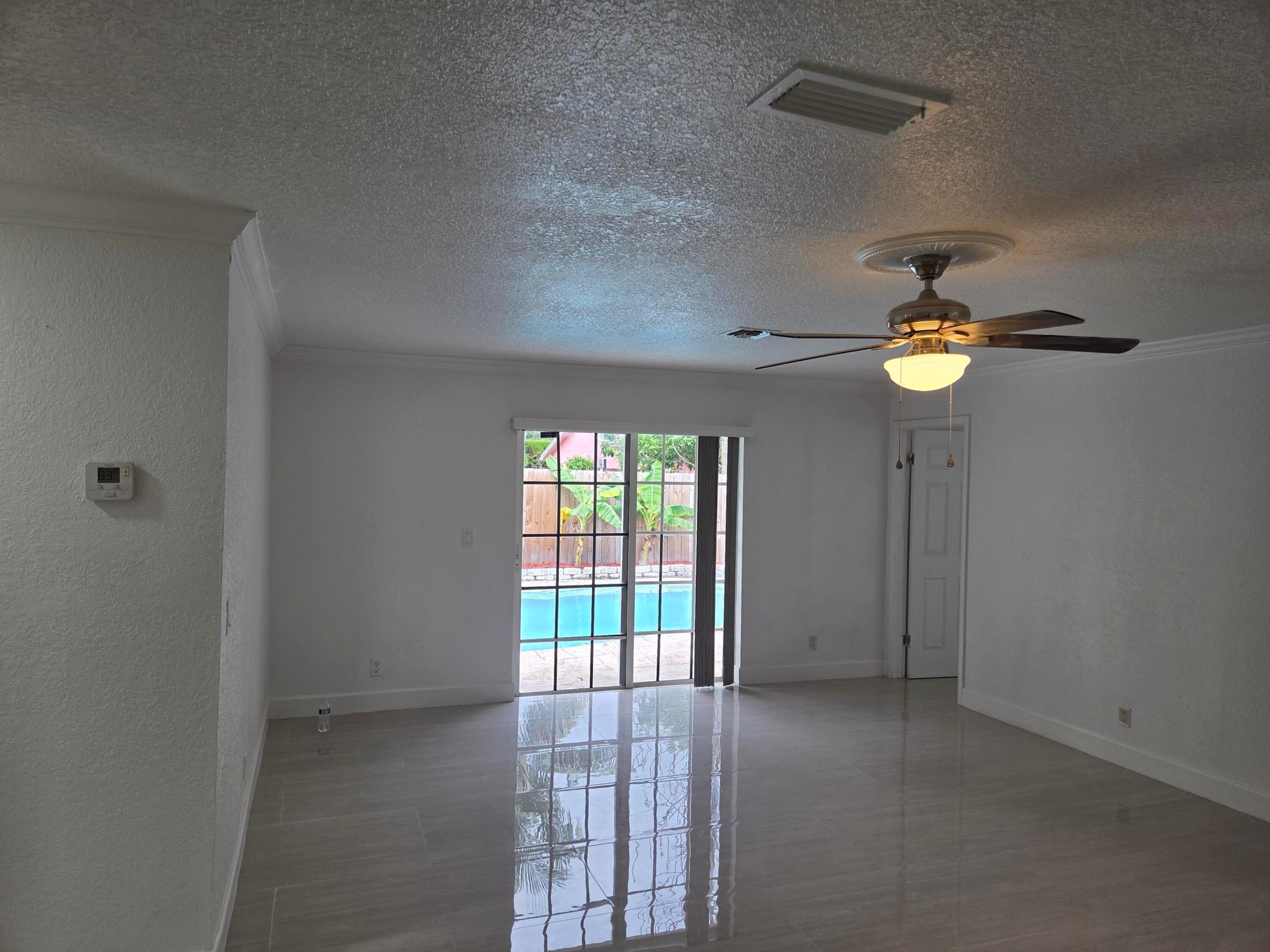 7601 Kimberly, North Lauderdale FL 33068