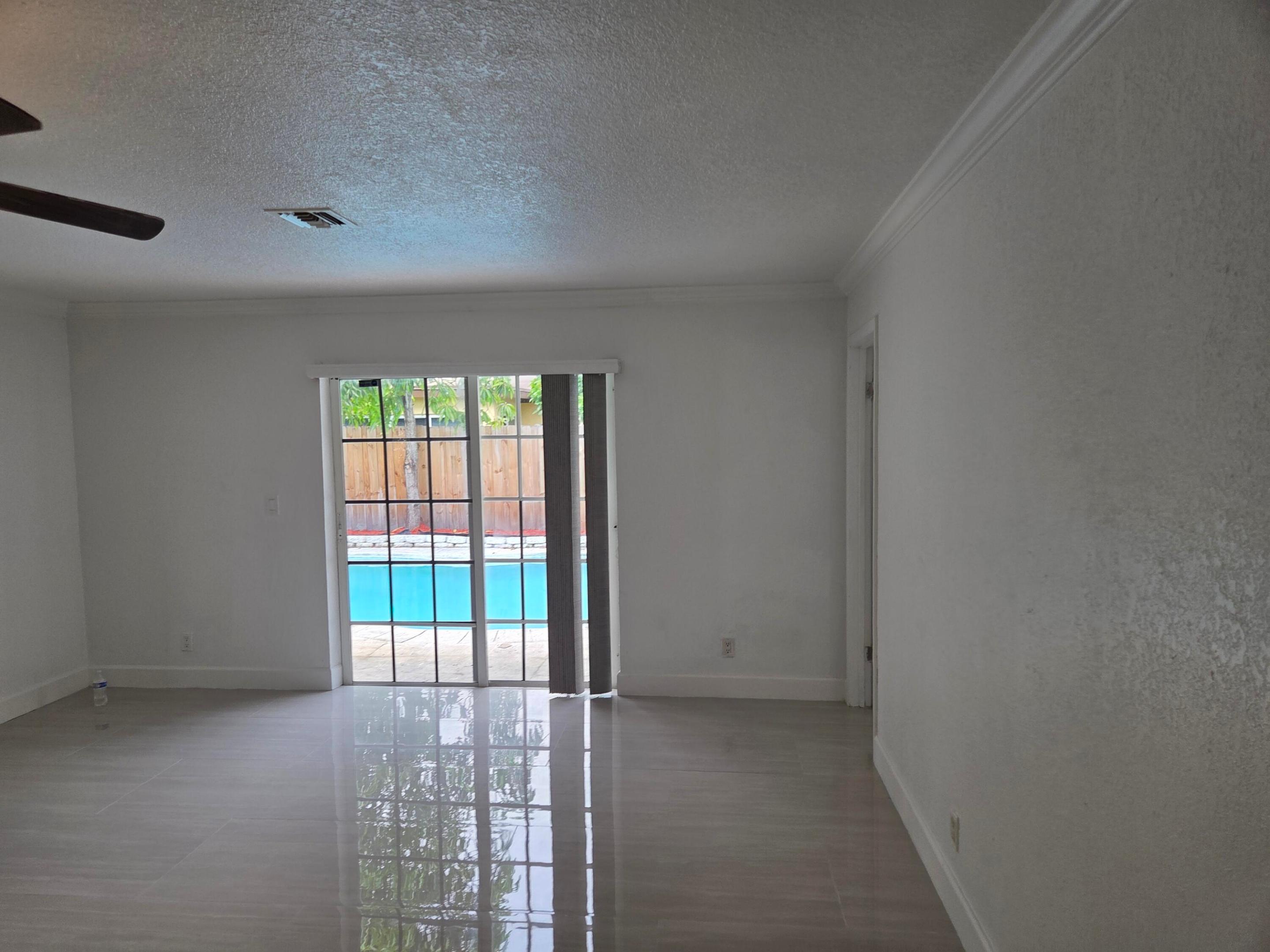 7601 Kimberly, North Lauderdale FL 33068