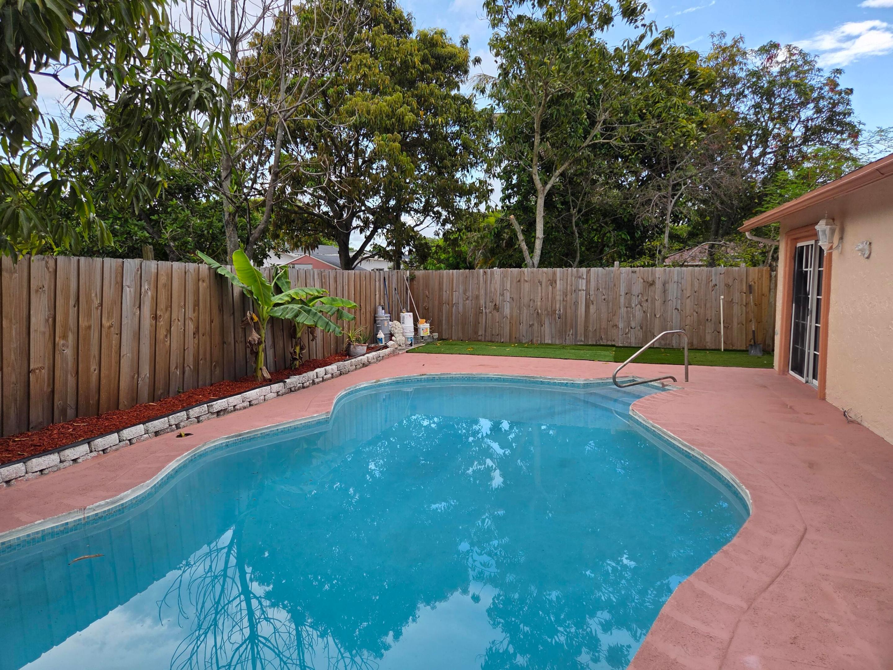 7601 Kimberly, North Lauderdale FL 33068