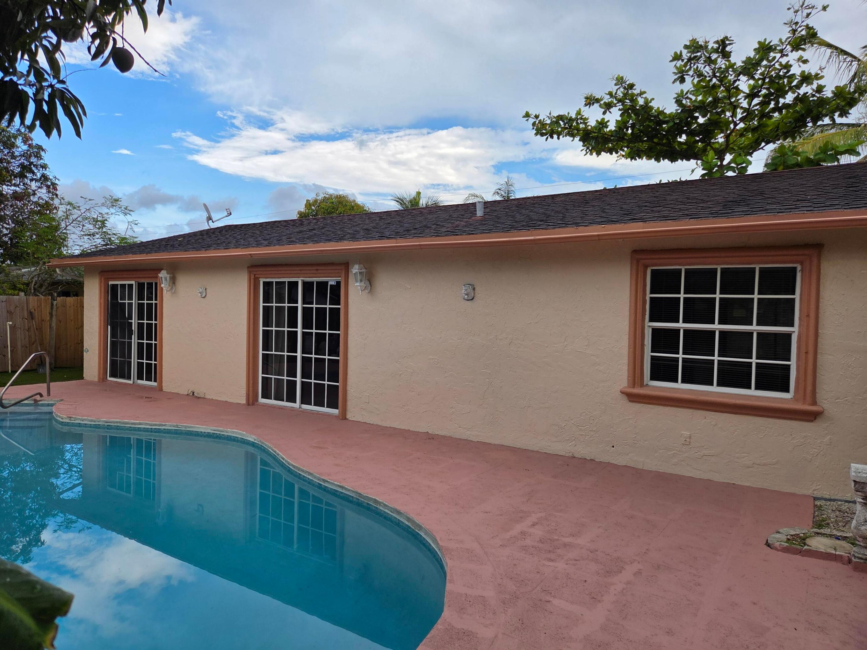 7601 Kimberly, North Lauderdale FL 33068