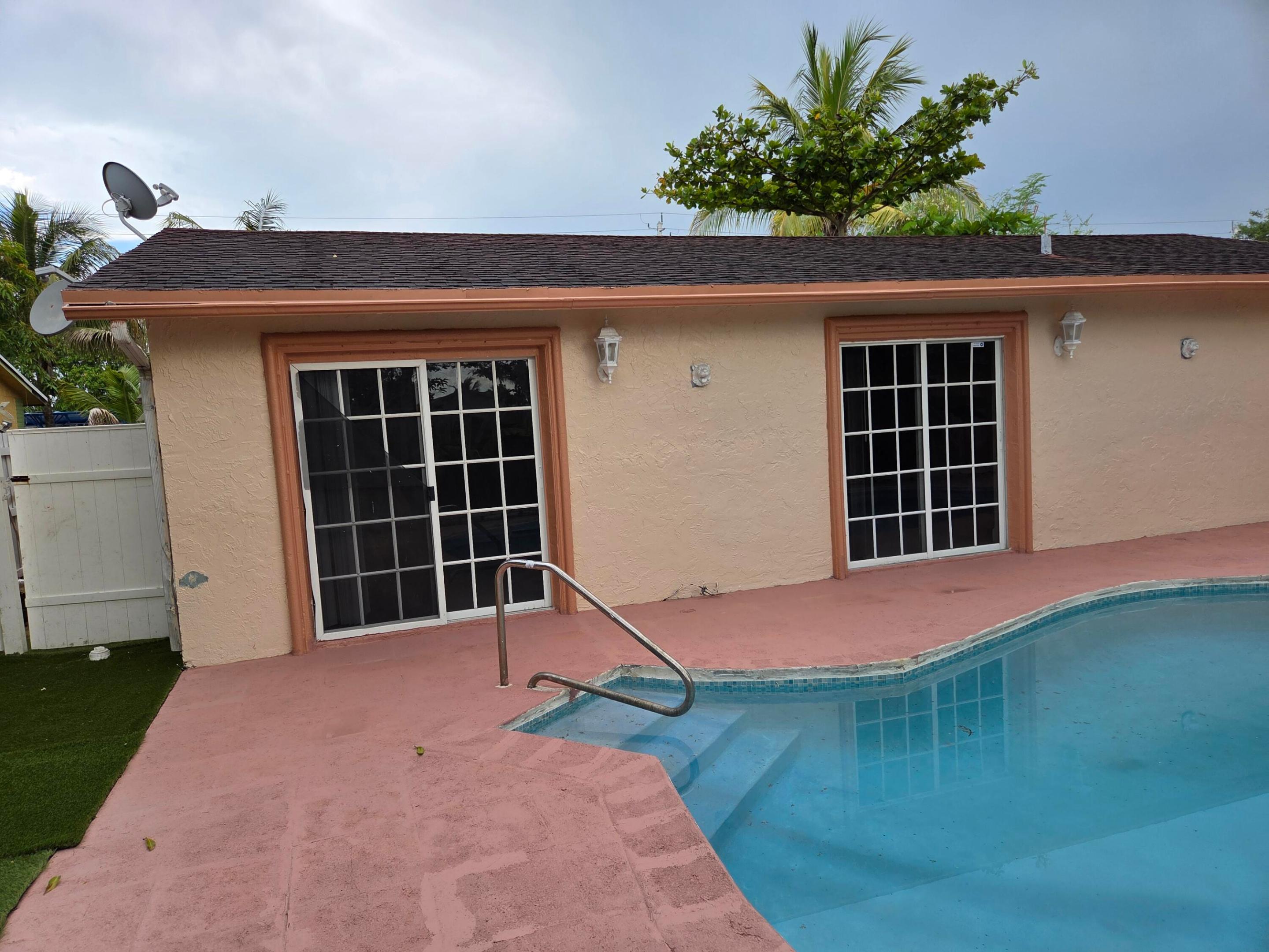 7601 Kimberly, North Lauderdale FL 33068