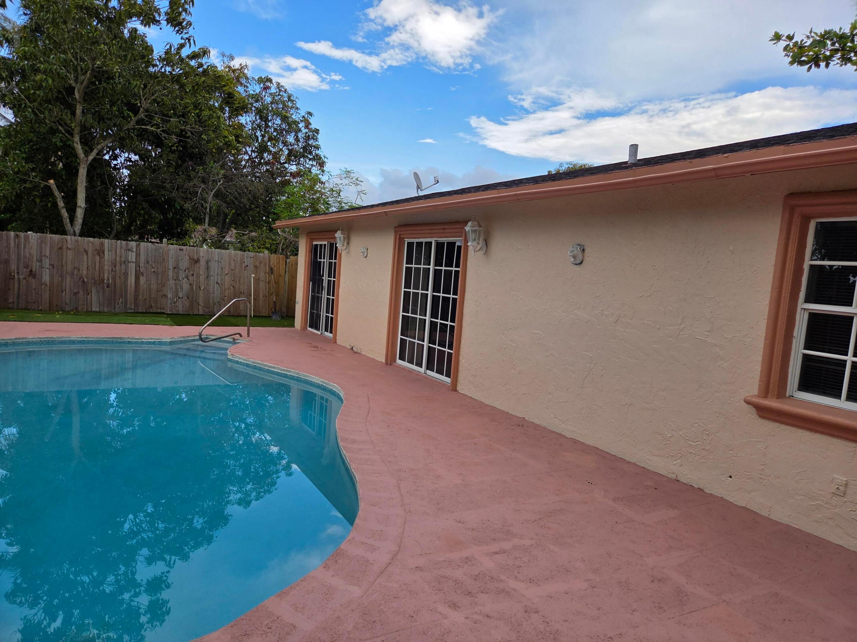 7601 Kimberly, North Lauderdale FL 33068