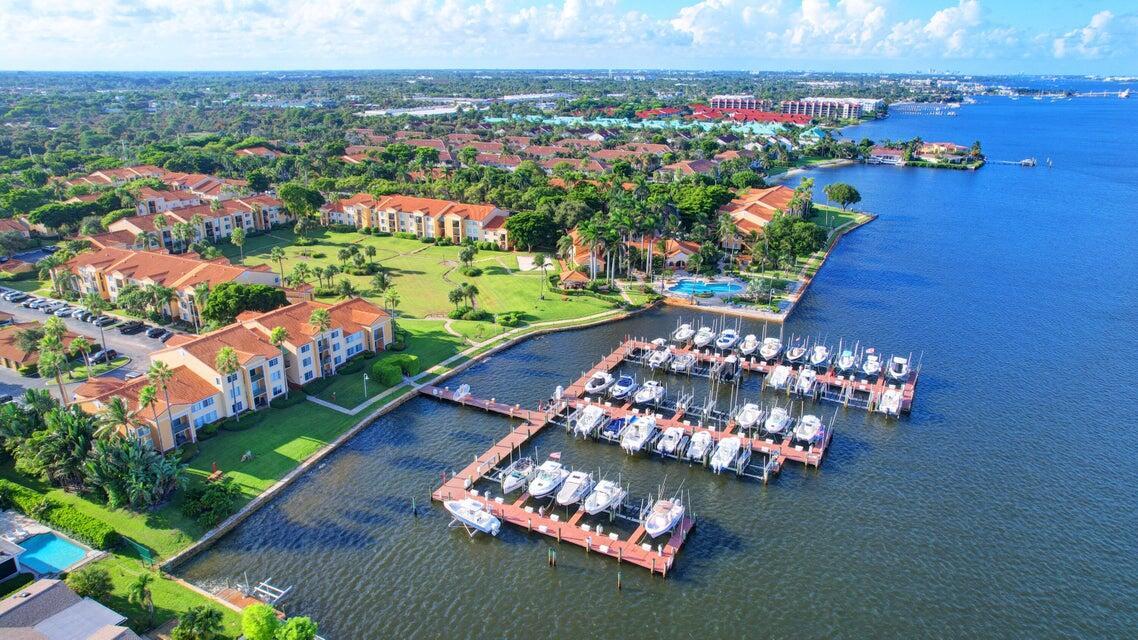 107 Yacht Club #208, Hypoluxo FL 33462