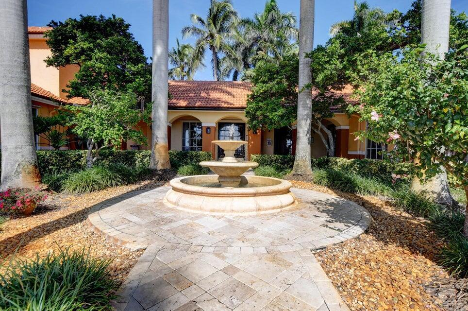 107 Yacht Club #208, Hypoluxo FL 33462