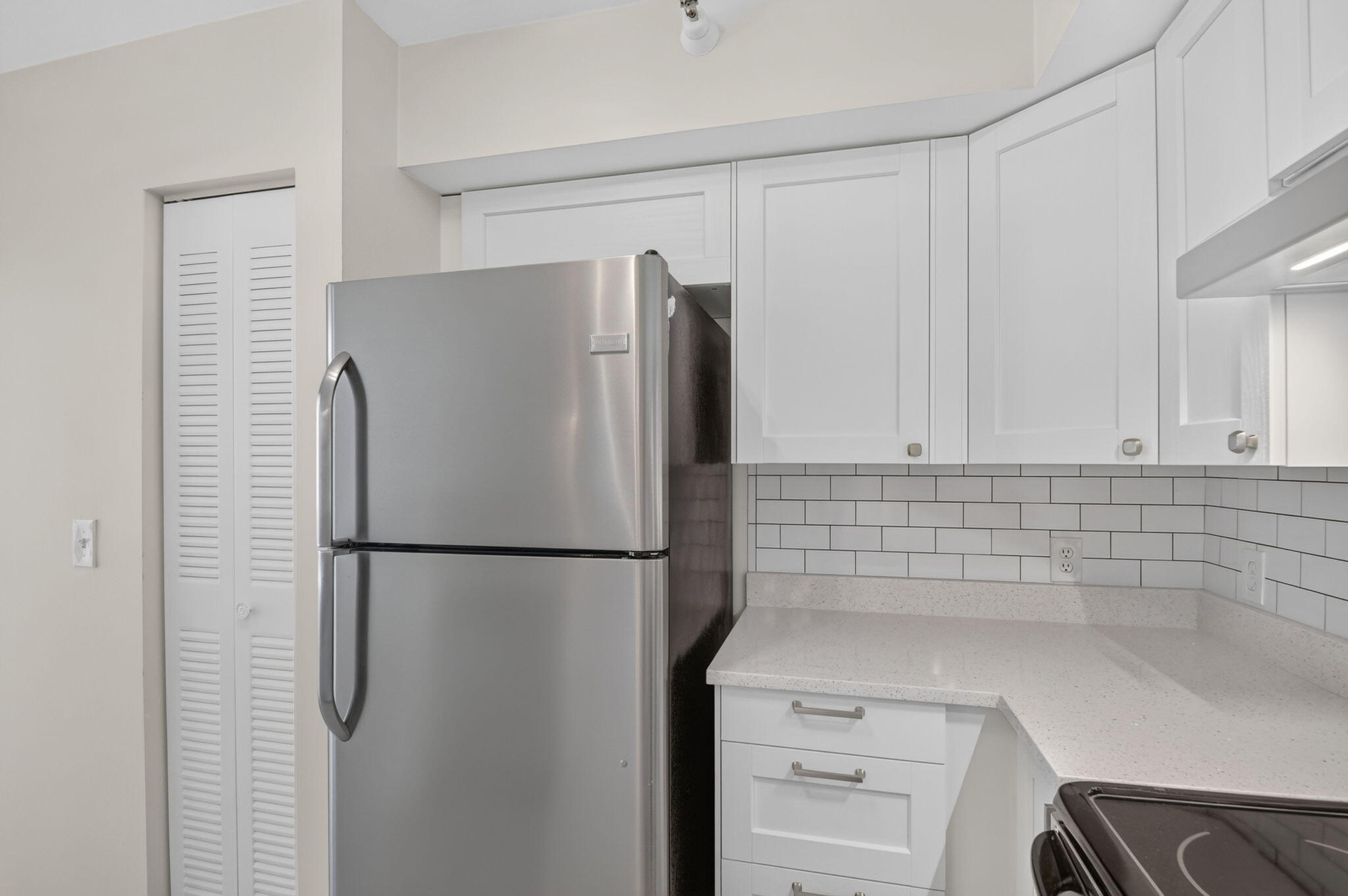 107 Yacht Club #208, Hypoluxo FL 33462