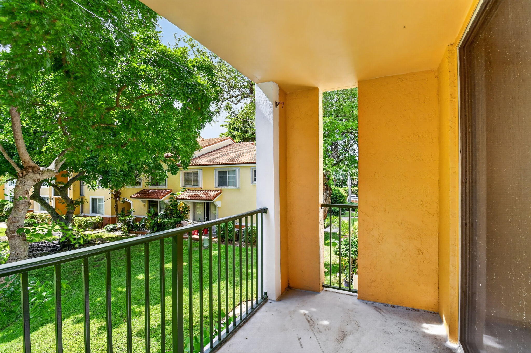 107 Yacht Club #208, Hypoluxo FL 33462