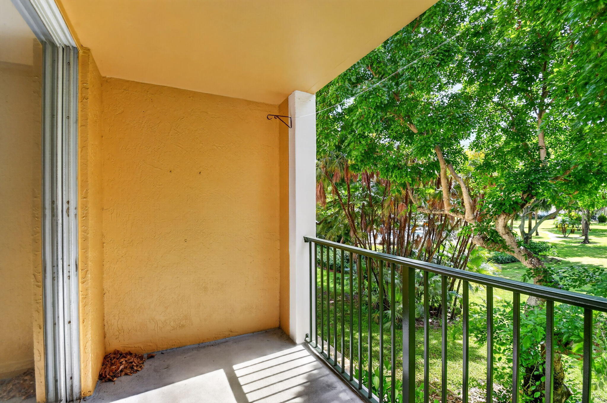 107 Yacht Club #208, Hypoluxo FL 33462