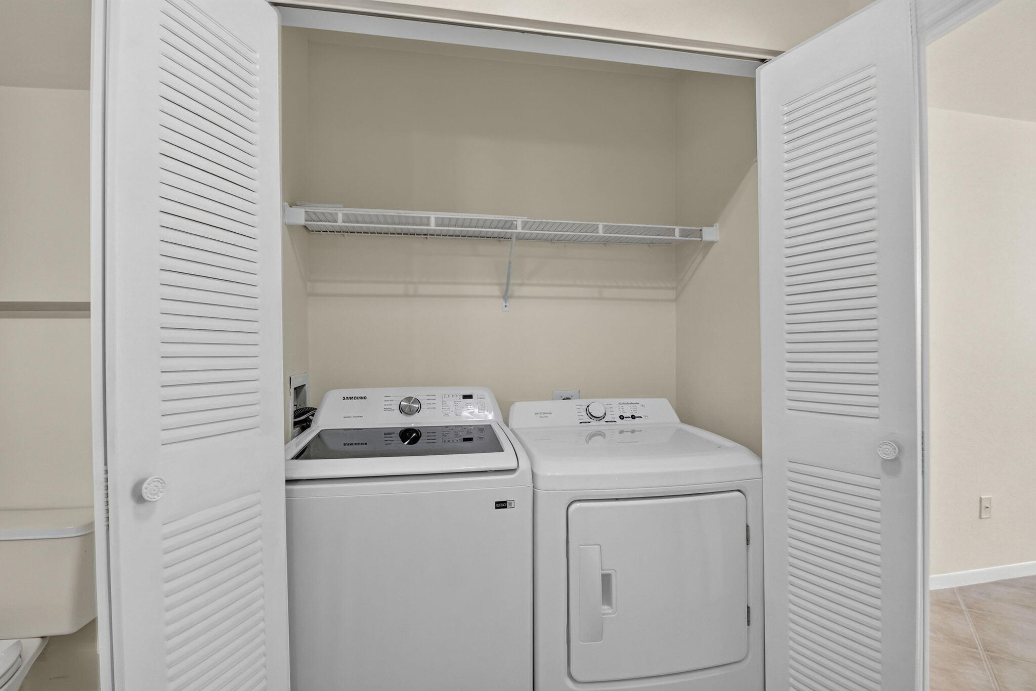 107 Yacht Club #208, Hypoluxo FL 33462