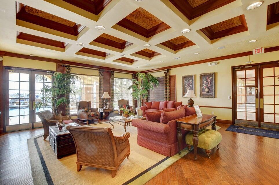 107 Yacht Club #208, Hypoluxo FL 33462