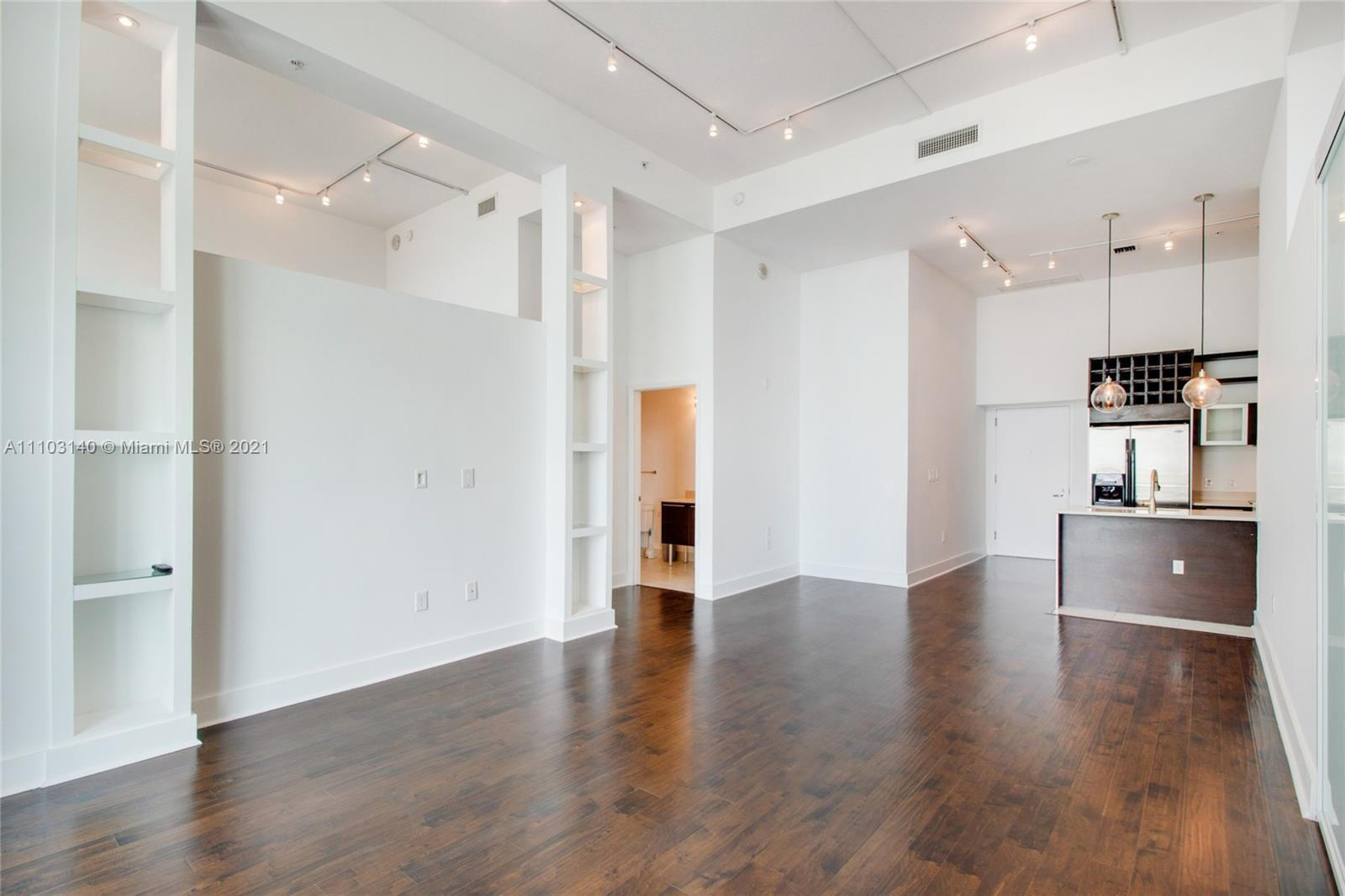 1900 N Bayshore #912, Miami FL 33132