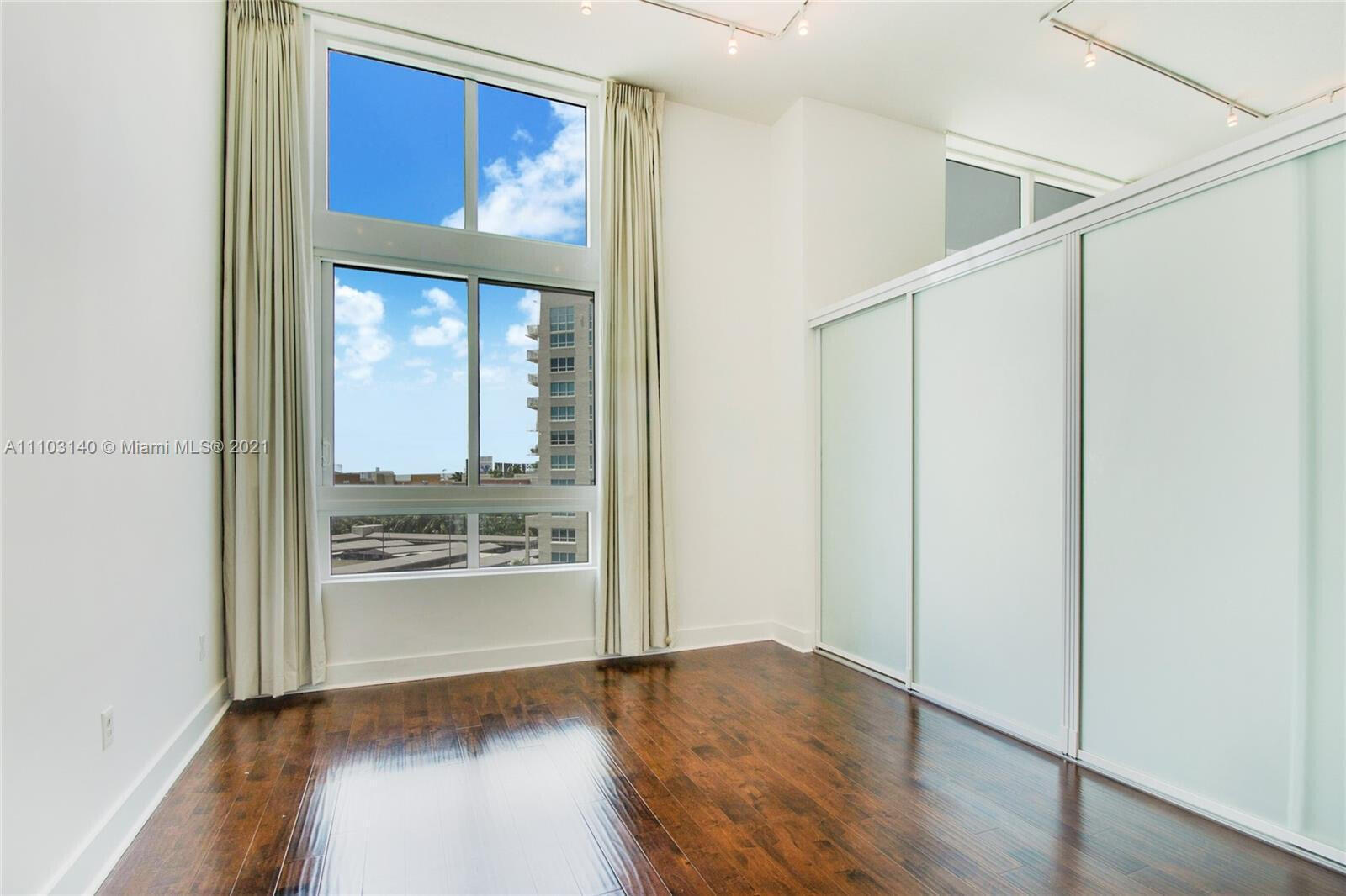1900 N Bayshore #912, Miami FL 33132