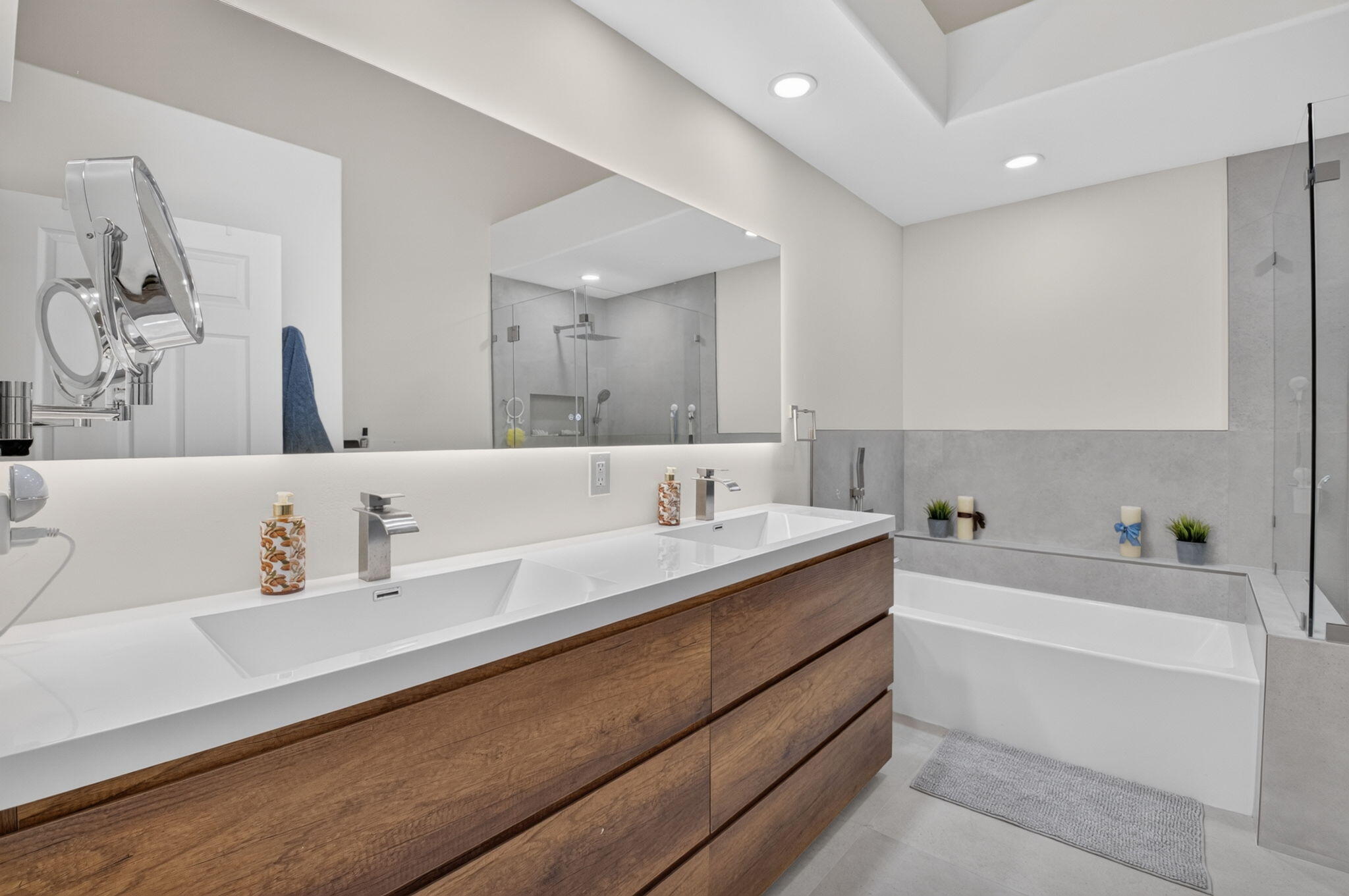 17234 Boca #104, Boca Raton FL 33487