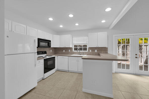 426 N Cypress #A, Tequesta FL 33469