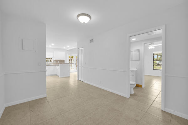 426 N Cypress #A, Tequesta FL 33469