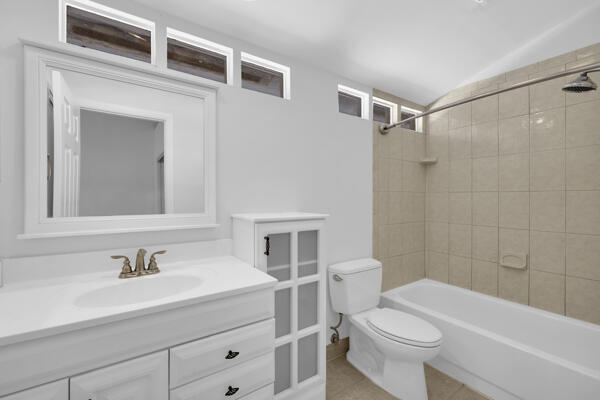426 N Cypress #A, Tequesta FL 33469