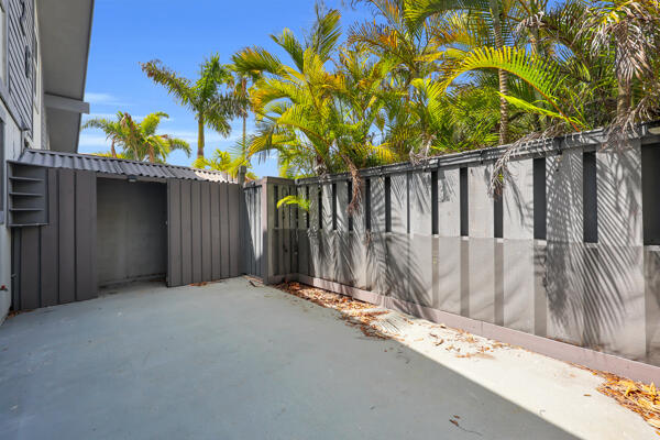 426 N Cypress #A, Tequesta FL 33469