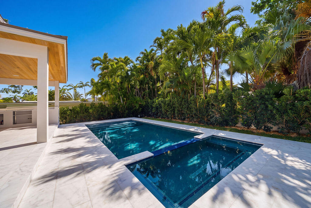 2611 Clematis, Fort Lauderdale FL 33301