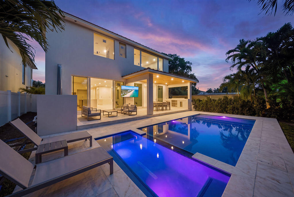 2611 Clematis, Fort Lauderdale FL 33301