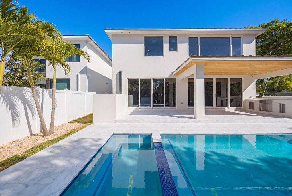 2611 Clematis, Fort Lauderdale FL 33301