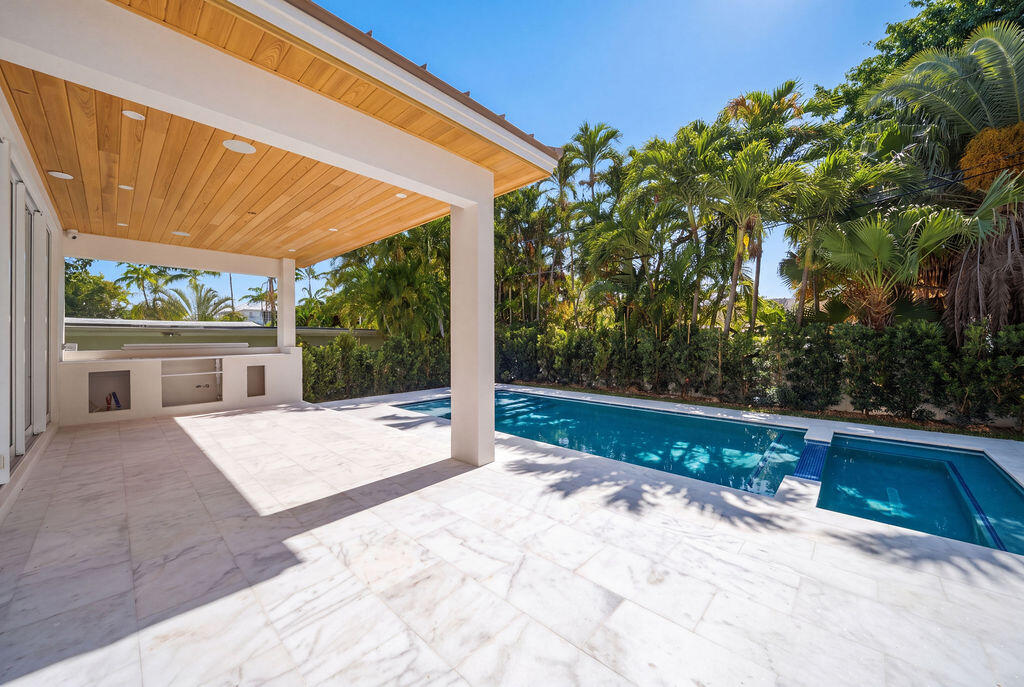 2611 Clematis, Fort Lauderdale FL 33301
