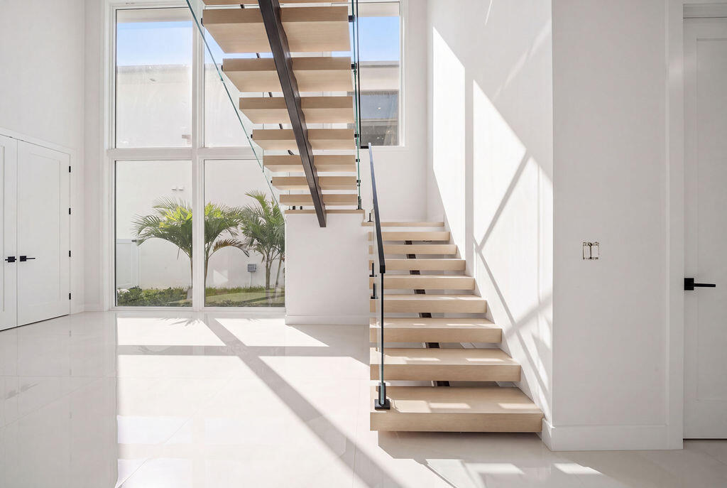 2611 Clematis, Fort Lauderdale FL 33301