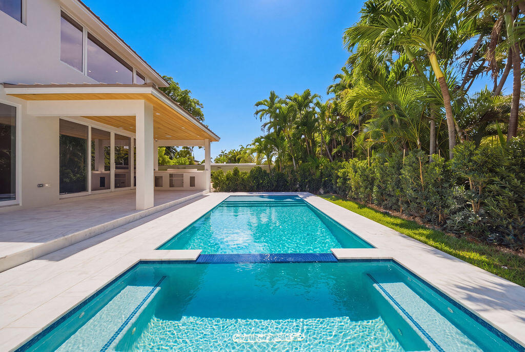 2611 Clematis, Fort Lauderdale FL 33301