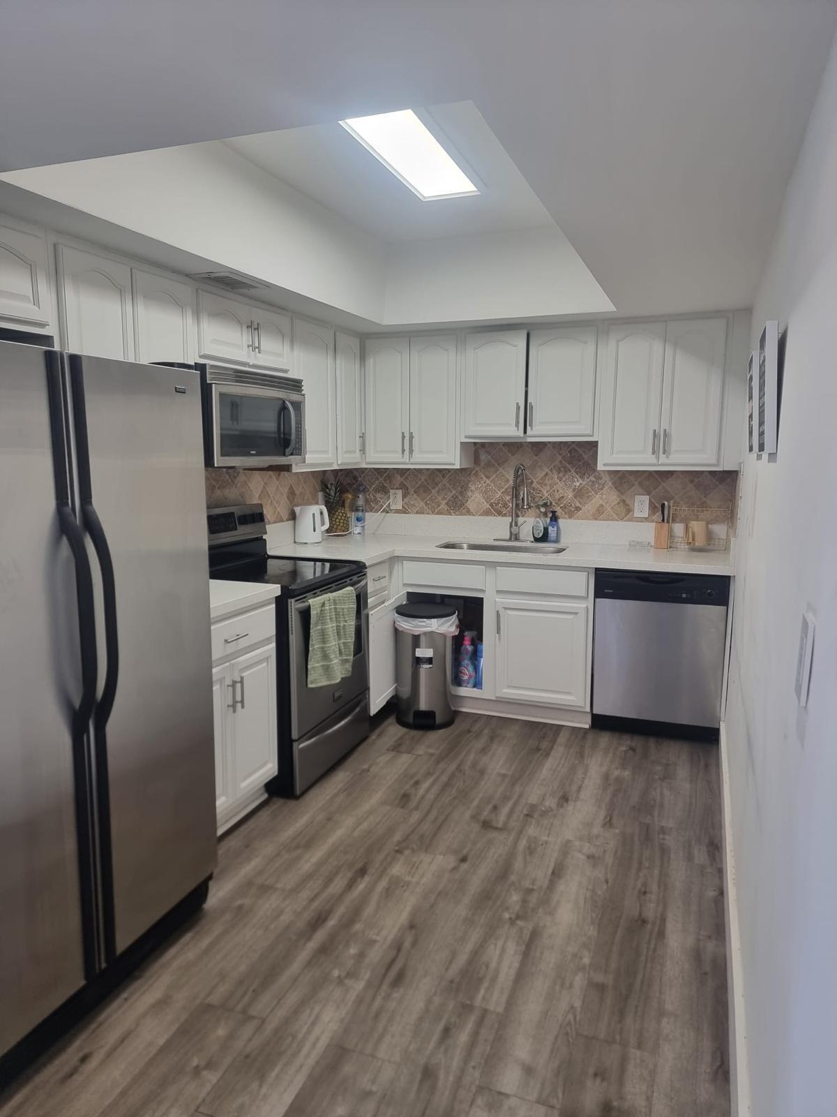 2100 Diana #310, Hallandale Beach FL 33009