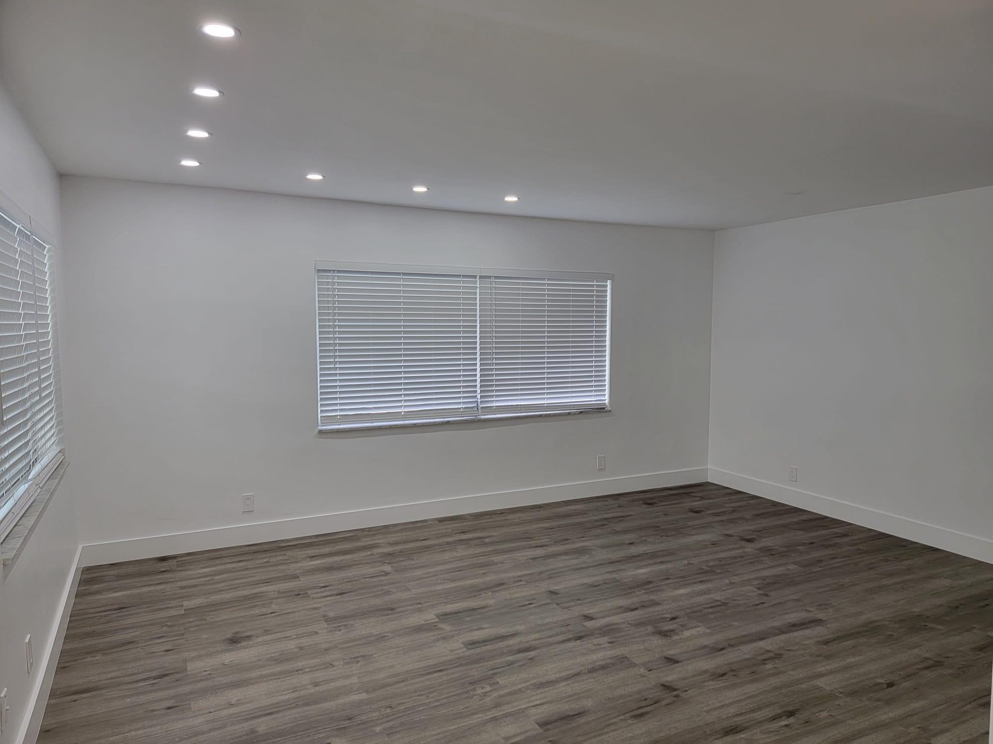 2100 Diana #310, Hallandale Beach FL 33009