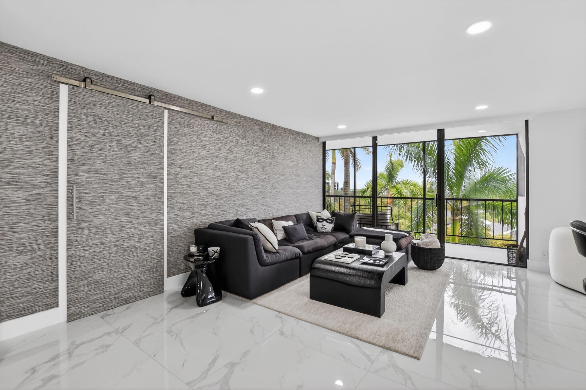 7738 Lakeside #362, Boca Raton FL 33434