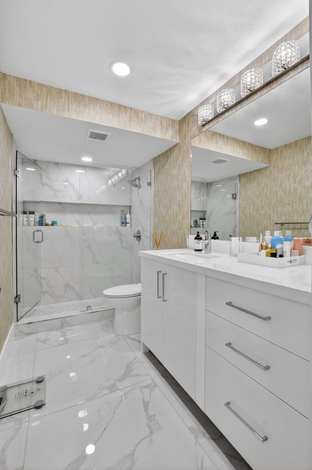 7738 Lakeside #362, Boca Raton FL 33434