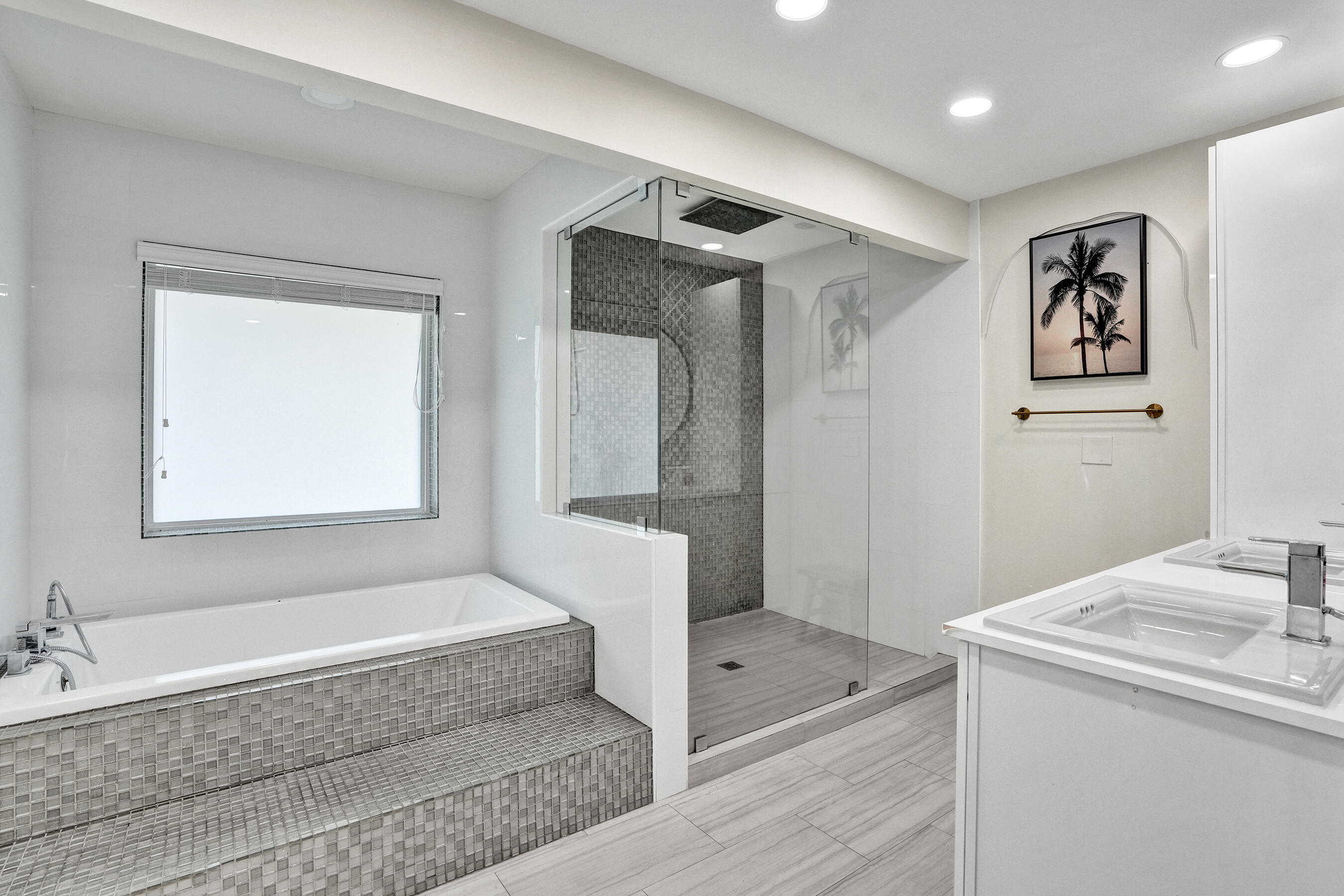 343 Layne, Hallandale Beach FL 33009