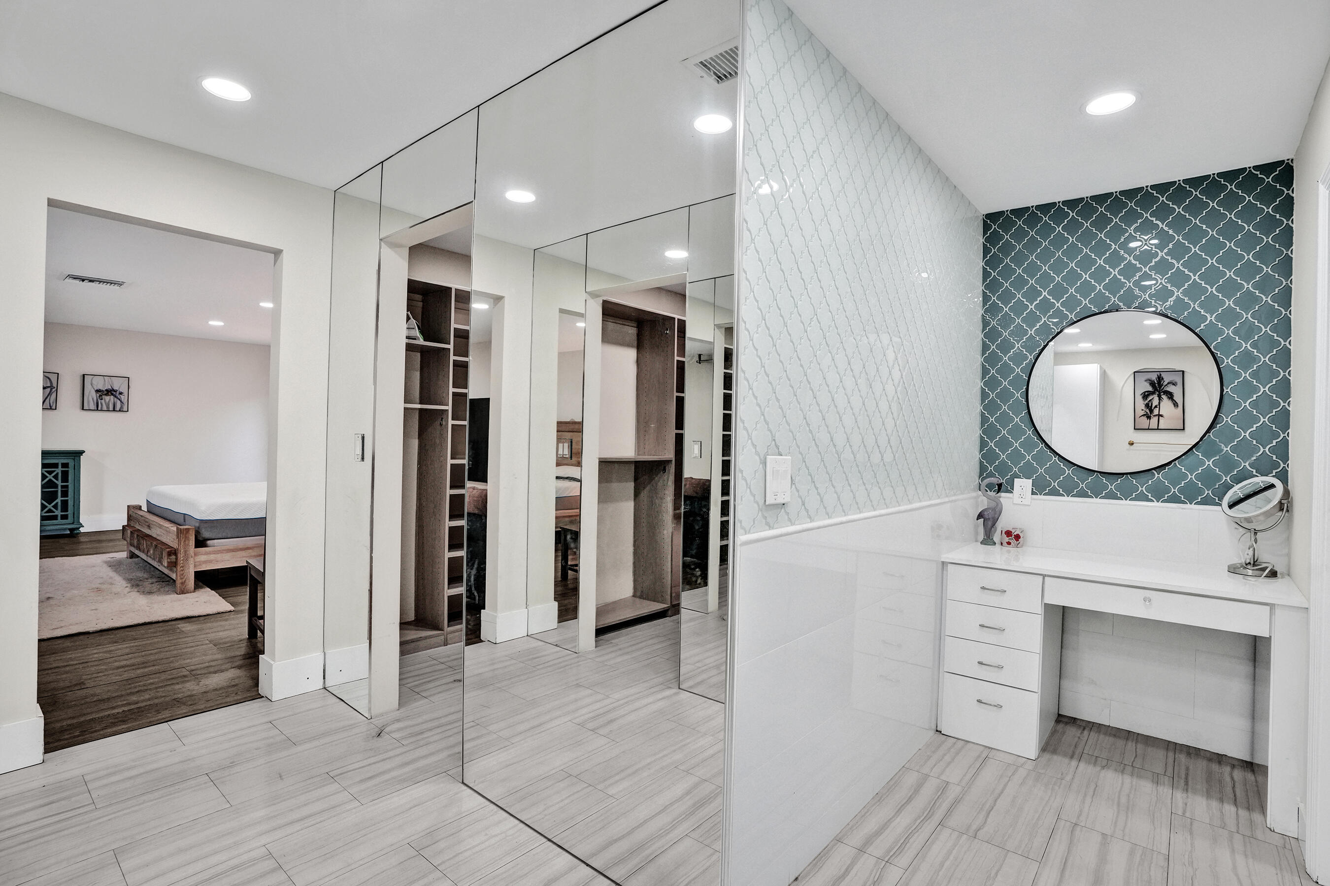 343 Layne, Hallandale Beach FL 33009
