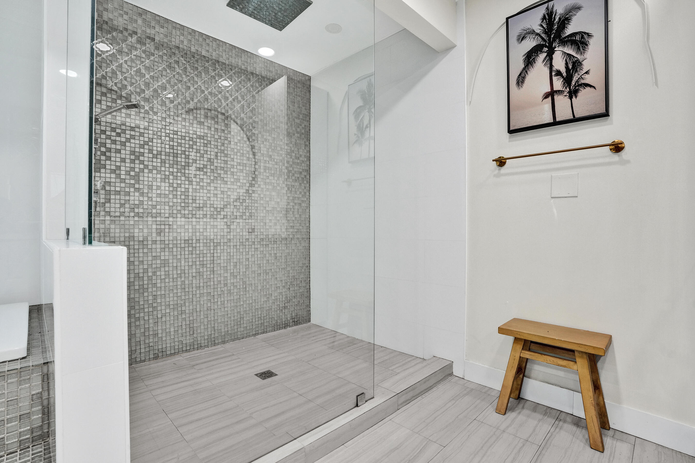343 Layne, Hallandale Beach FL 33009