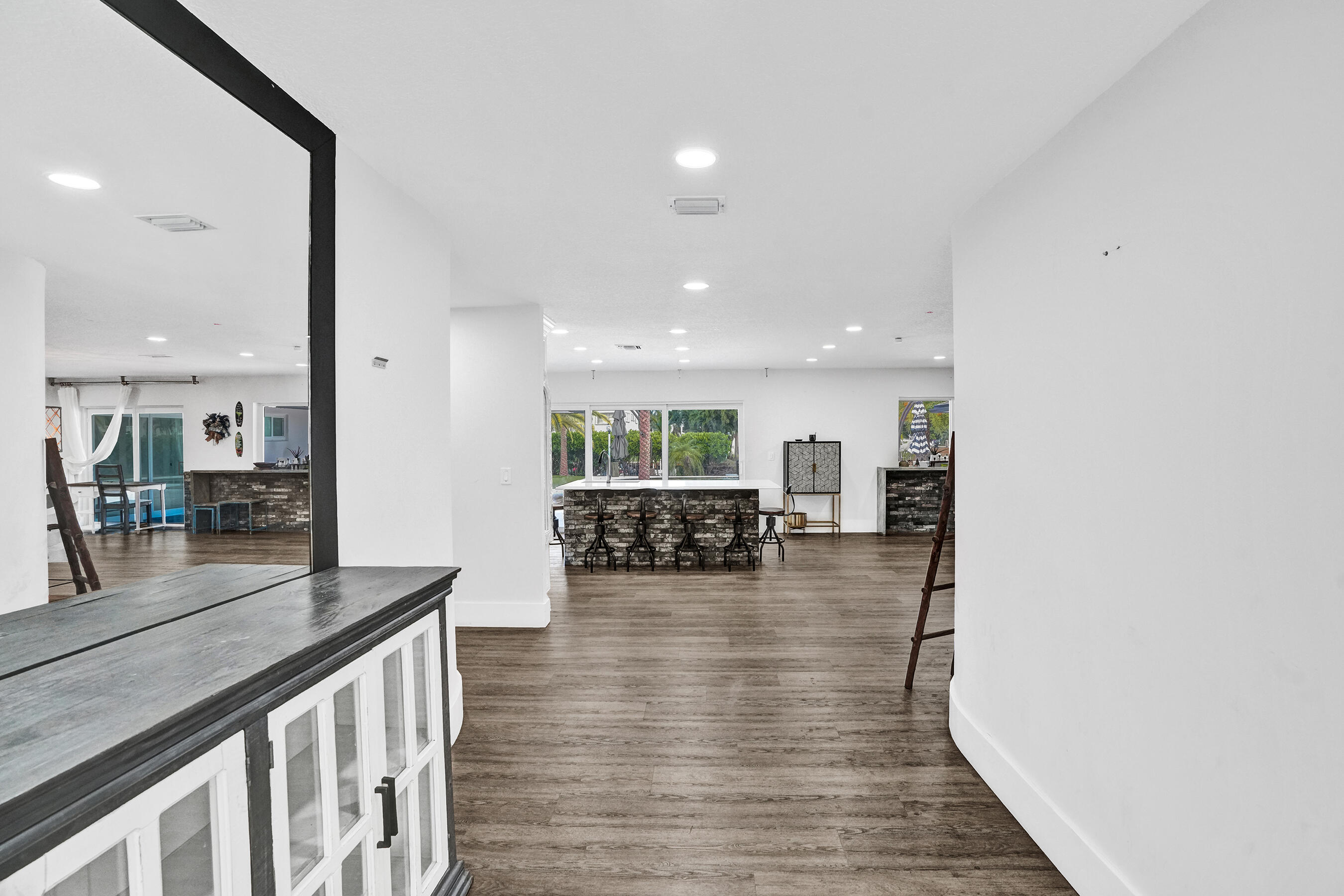 343 Layne, Hallandale Beach FL 33009