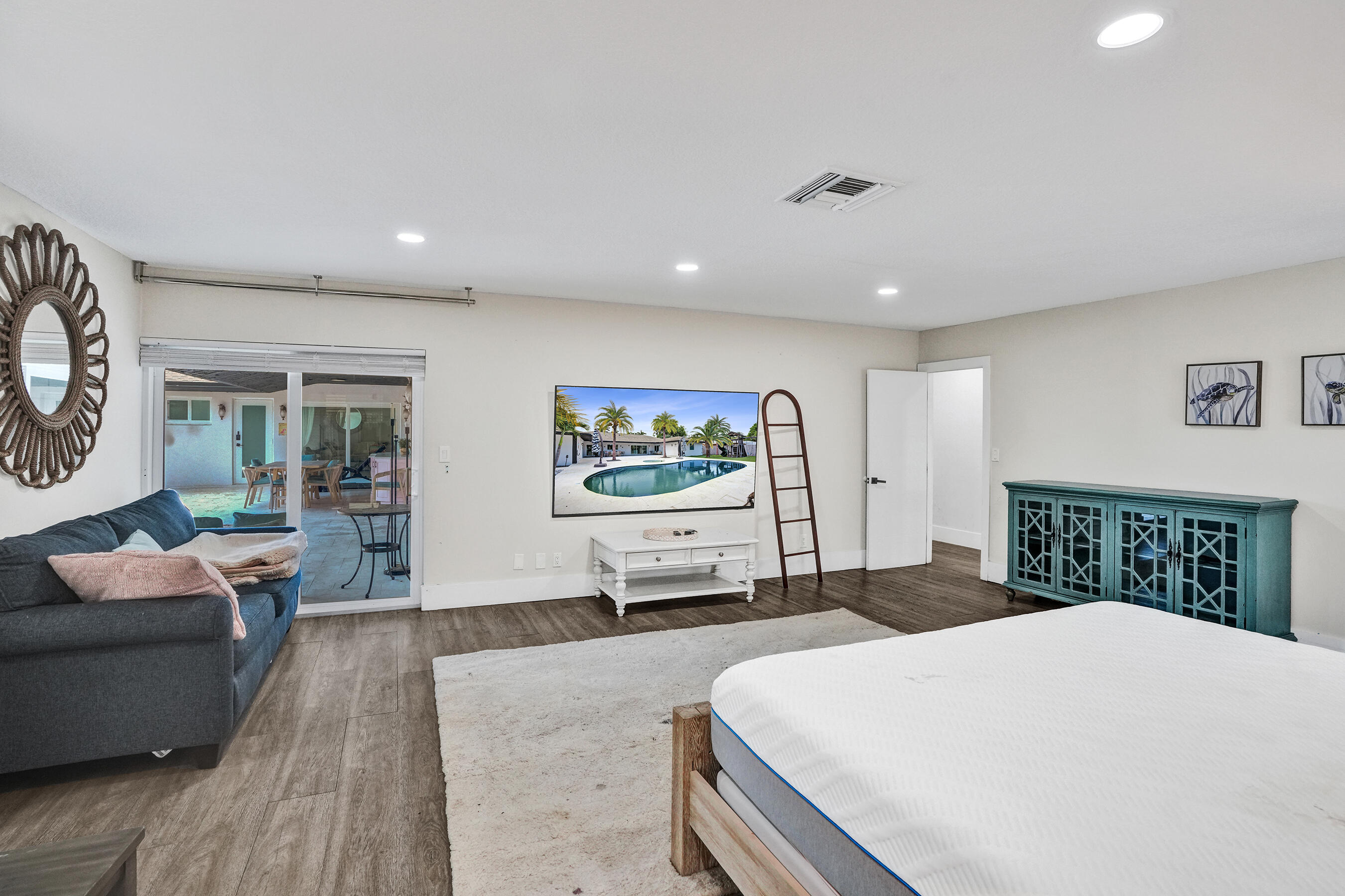 343 Layne, Hallandale Beach FL 33009