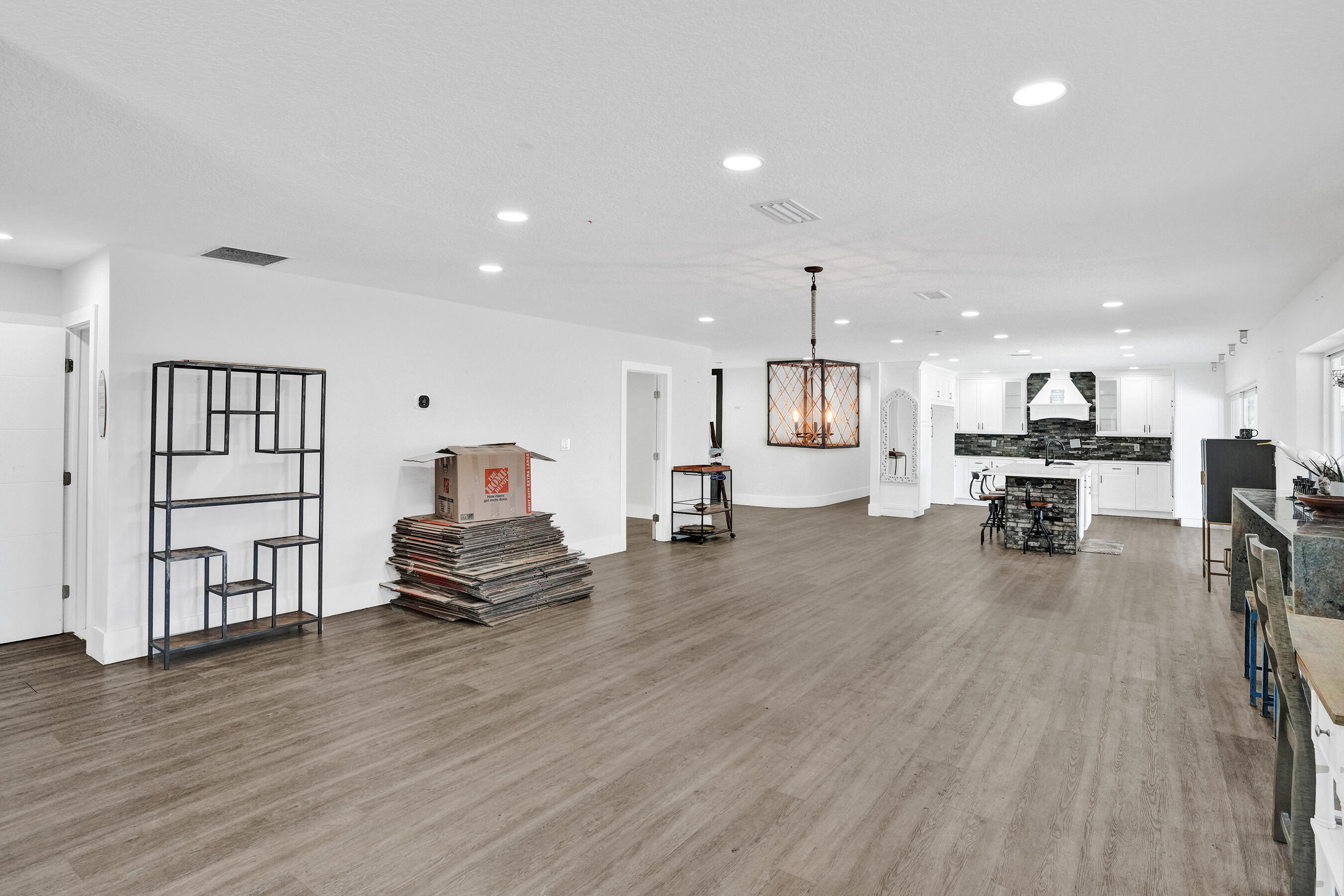 343 Layne, Hallandale Beach FL 33009