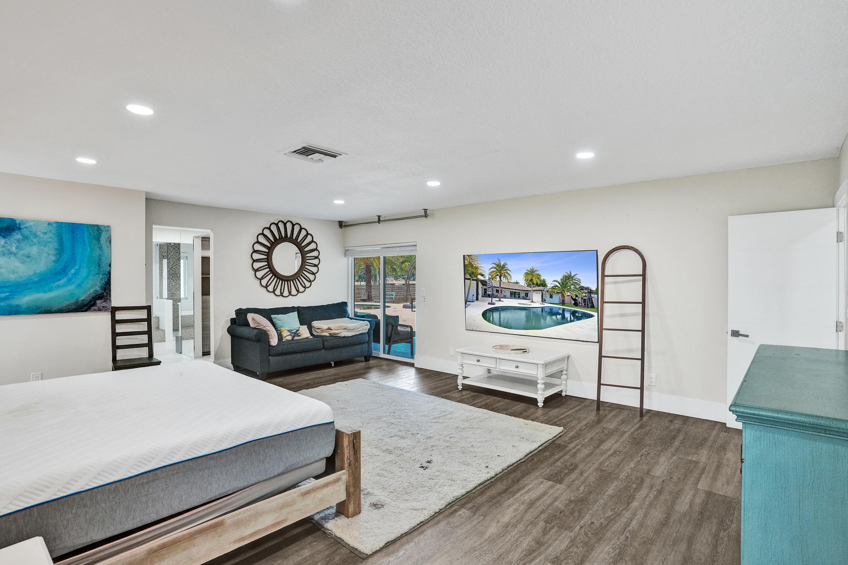 343 Layne, Hallandale Beach FL 33009