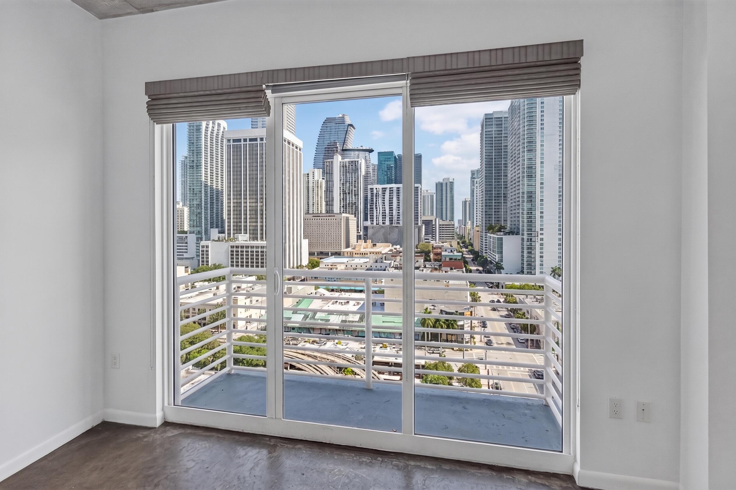 133 NE 2nd #1408, Miami FL 33132