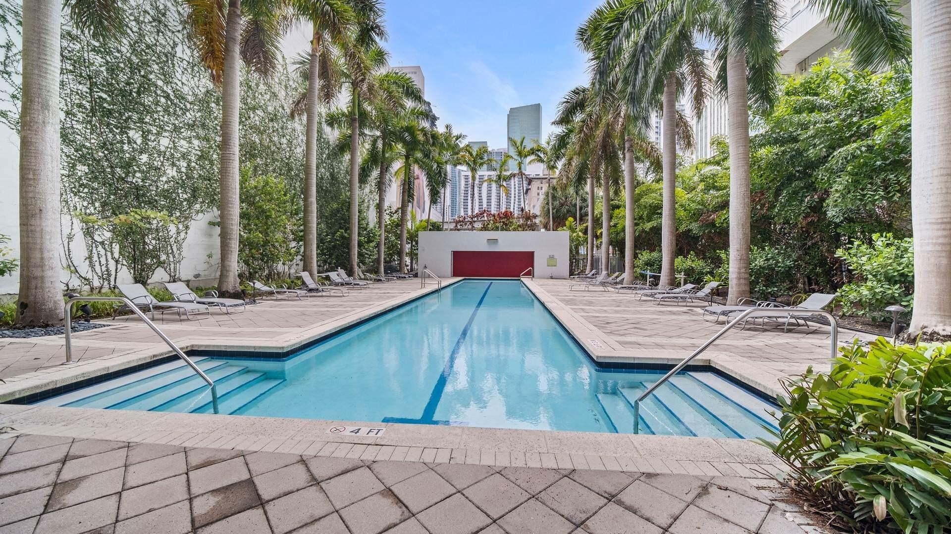133 NE 2nd #1408, Miami FL 33132