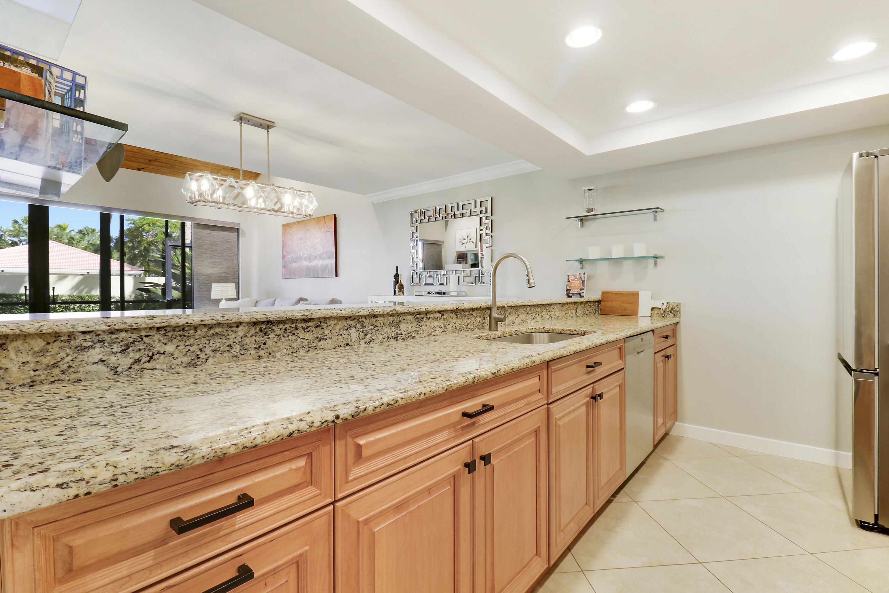 204 Old Meadow, Palm Beach Gardens FL 33418