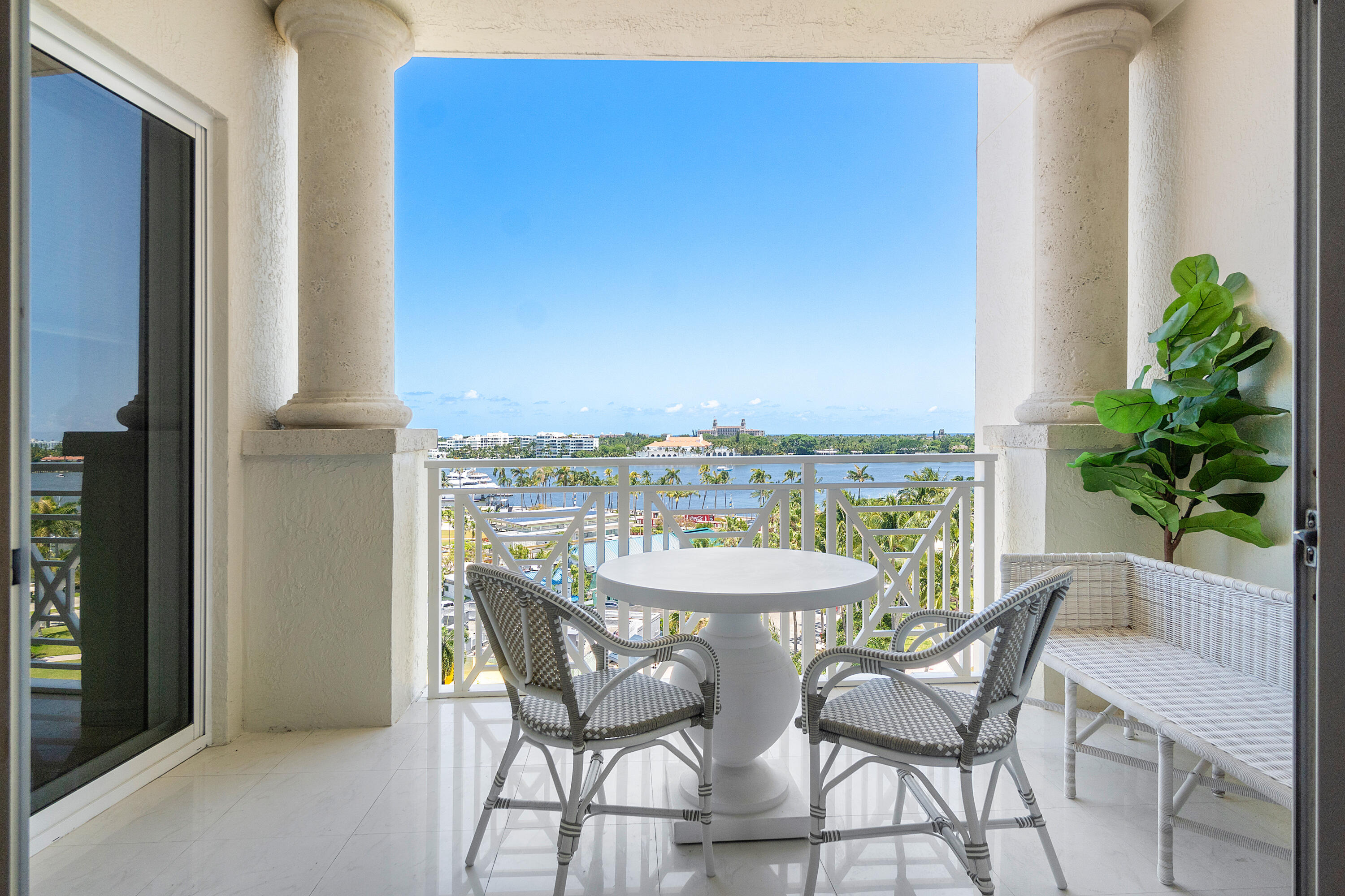 201 S Narcissus #605, West Palm Beach FL 33401