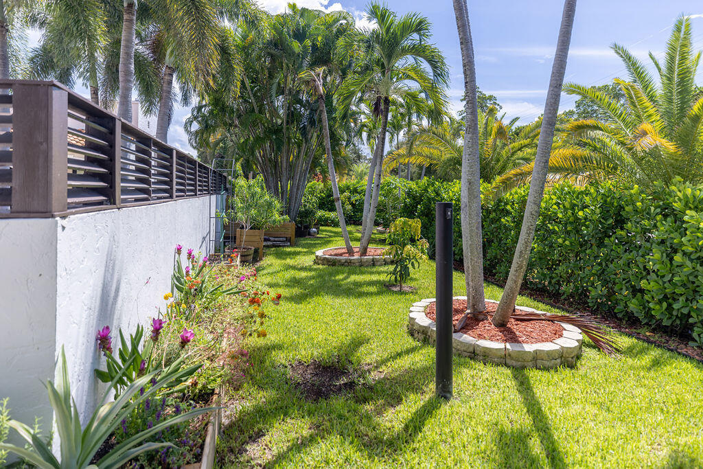 290 NW 6th, Boca Raton FL 33432